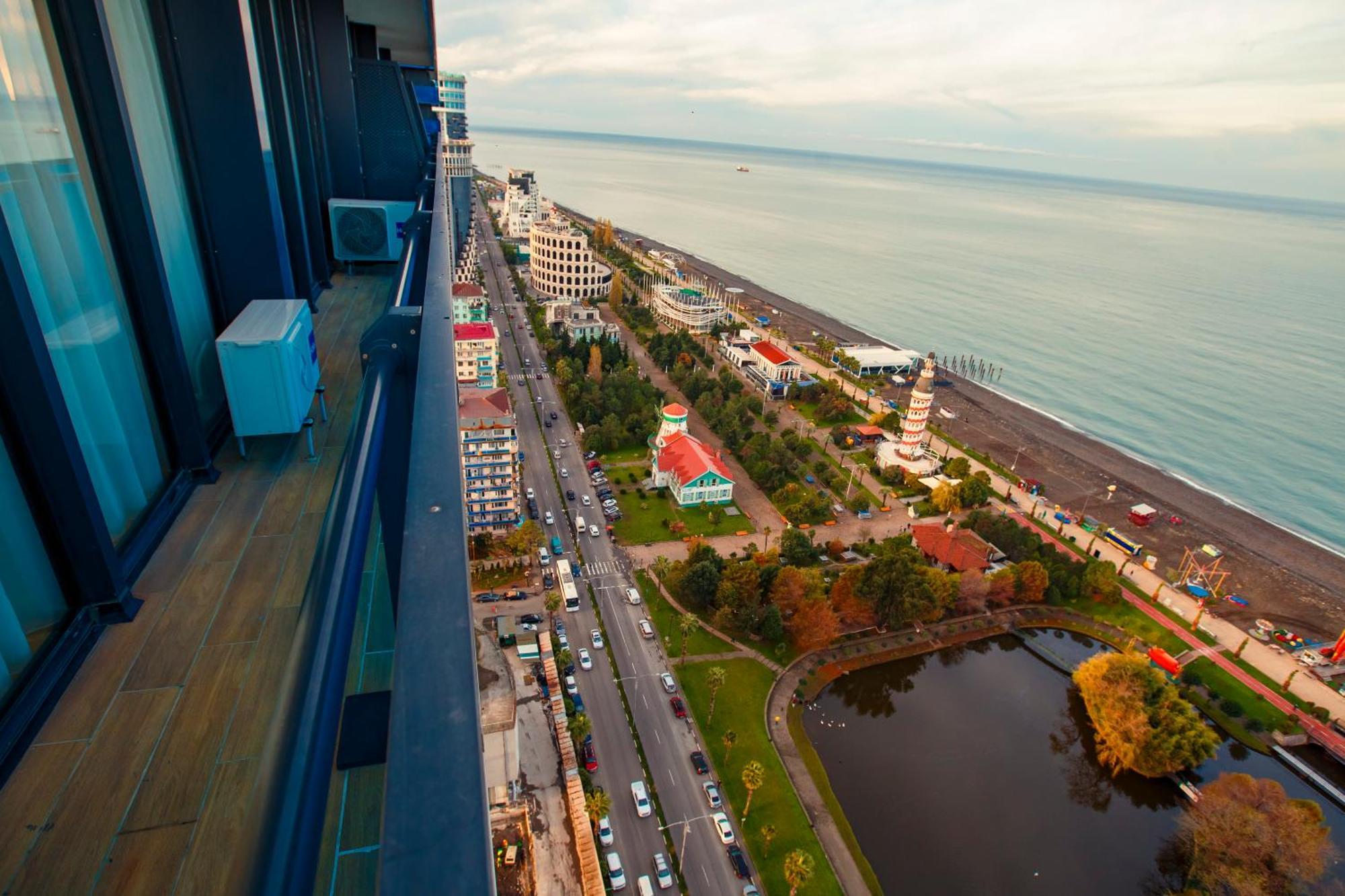 Panorama Orbi Beach Resort Center Suite Μπατούμι Εξωτερικό φωτογραφία