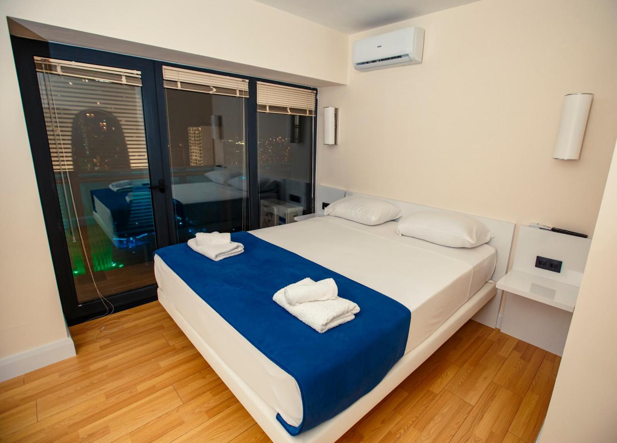 Panorama Orbi Beach Resort Center Suite Μπατούμι Εξωτερικό φωτογραφία